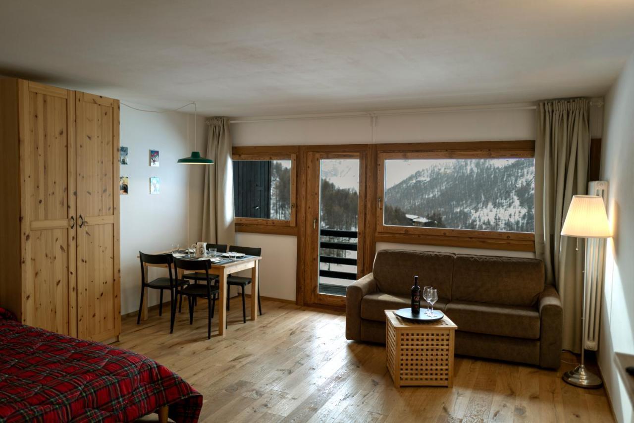 White Escape Lejlighed Valtournenche Eksteriør billede